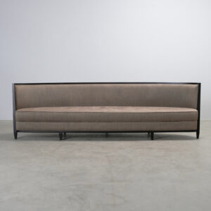 Ralph Pucci Crescent Moon 3-sits soffa brun
