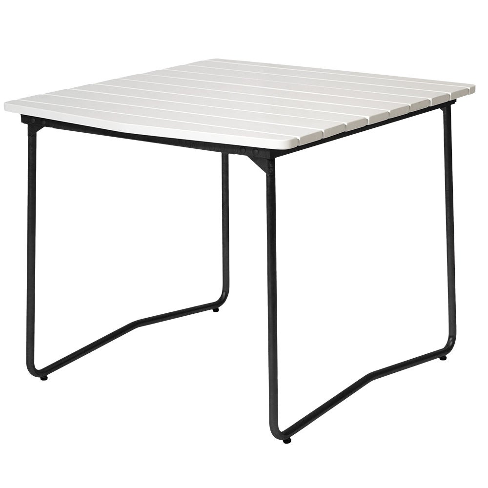 Grythyttan Stålmöbler, Bord B31 84 Vitlackad ek / svart stativ