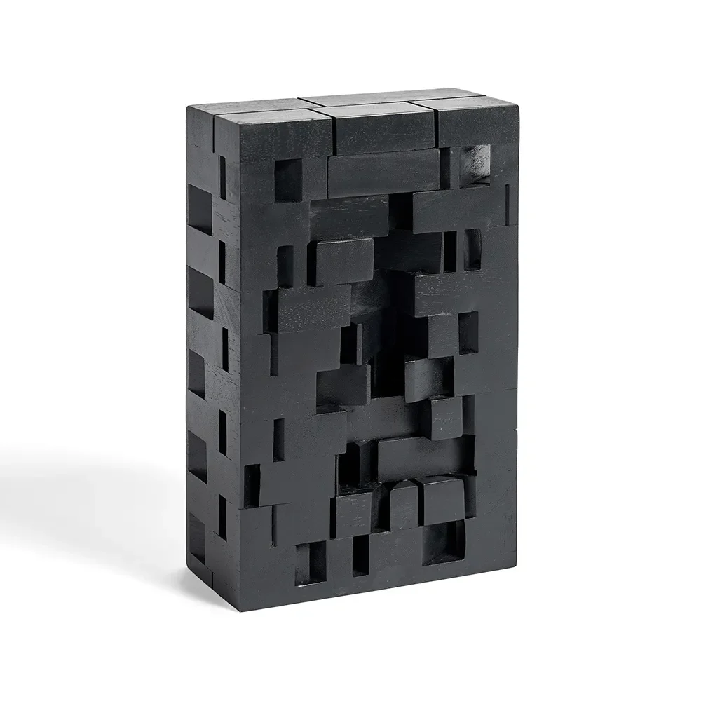 Ethnicraft, Urban house  skulptur svartlackad mahogny