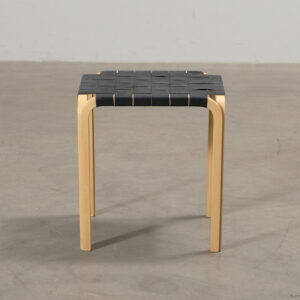 Artek Y61 stol svart