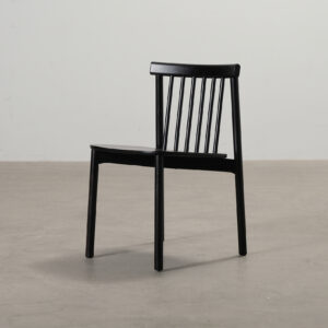 Normann Copenhagen Pind stol svart