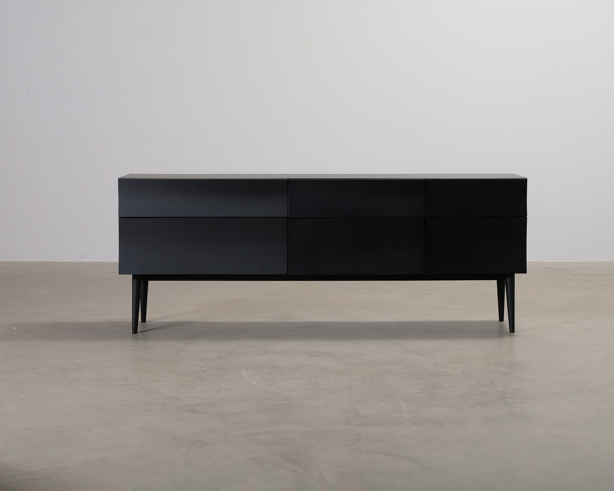 Muuto Reflect tv-bänk svart