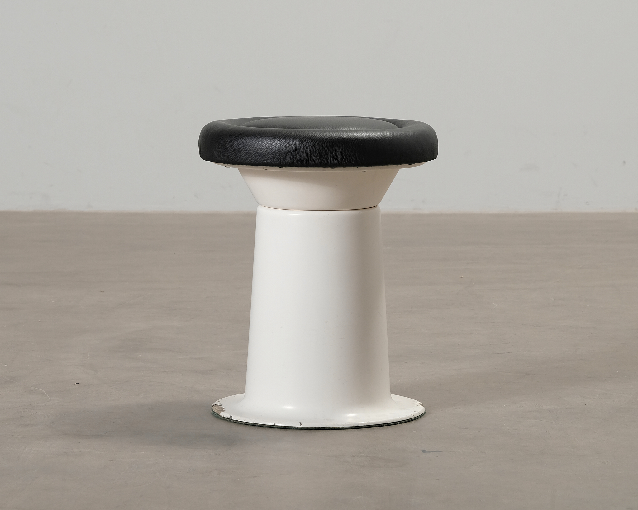 Yrjö Kukkapuro Saturnus 200 pall