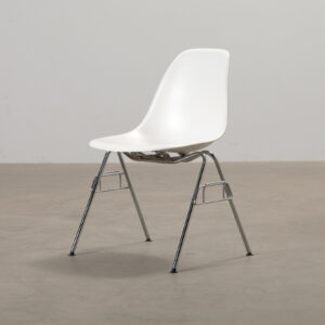 Vitra Eames DSS stol vit