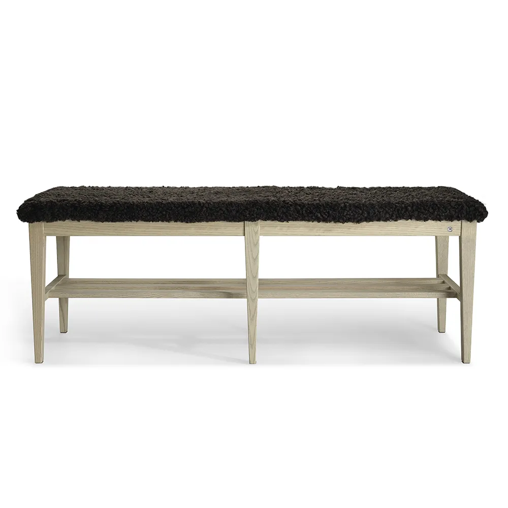 Oscarssons Möbel, Nadja Bänk 130 cm Gråoljad Ask/Fårskinn Brun