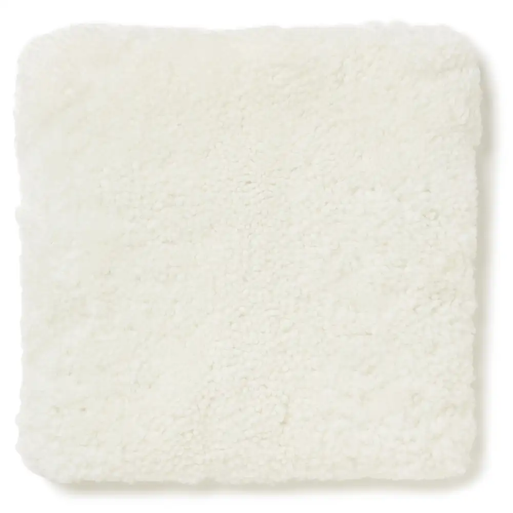Skinnwille, Curly Sittdyna fårskinn 40x40 cm White
