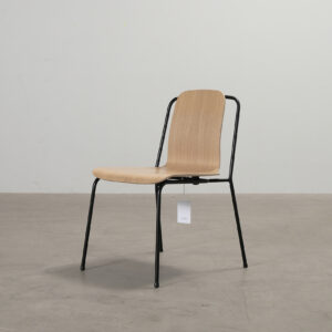 Normann Copenhagen Studio stol vit