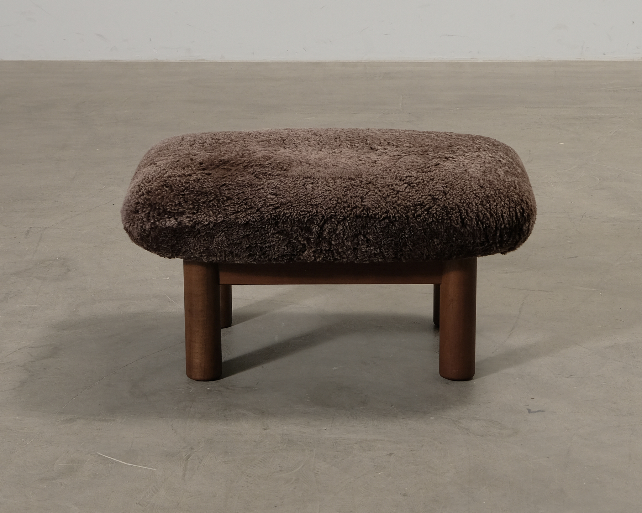 Audo Copenhagen Brasilia fotpall brun