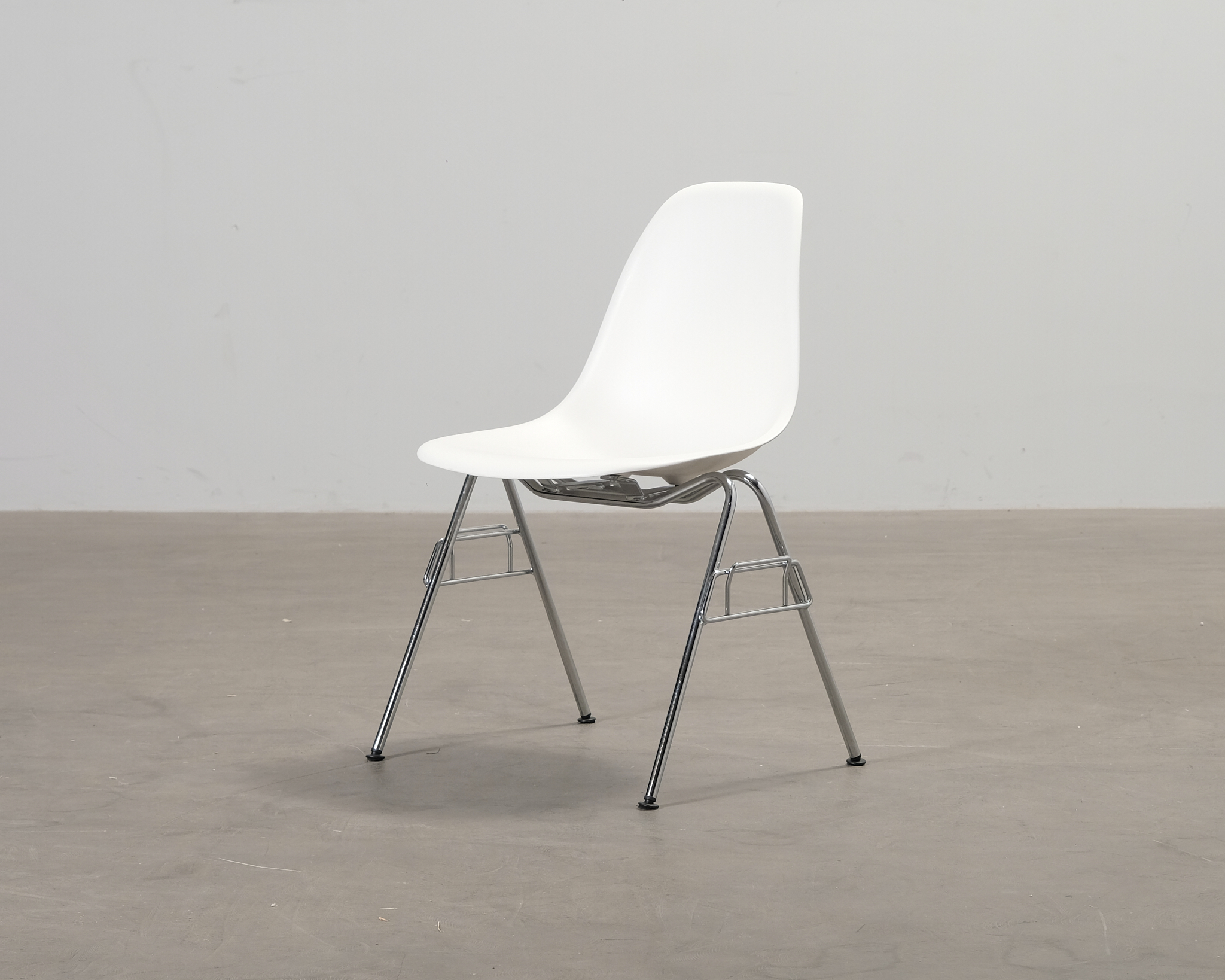 Vitra Eames DSS stol vit