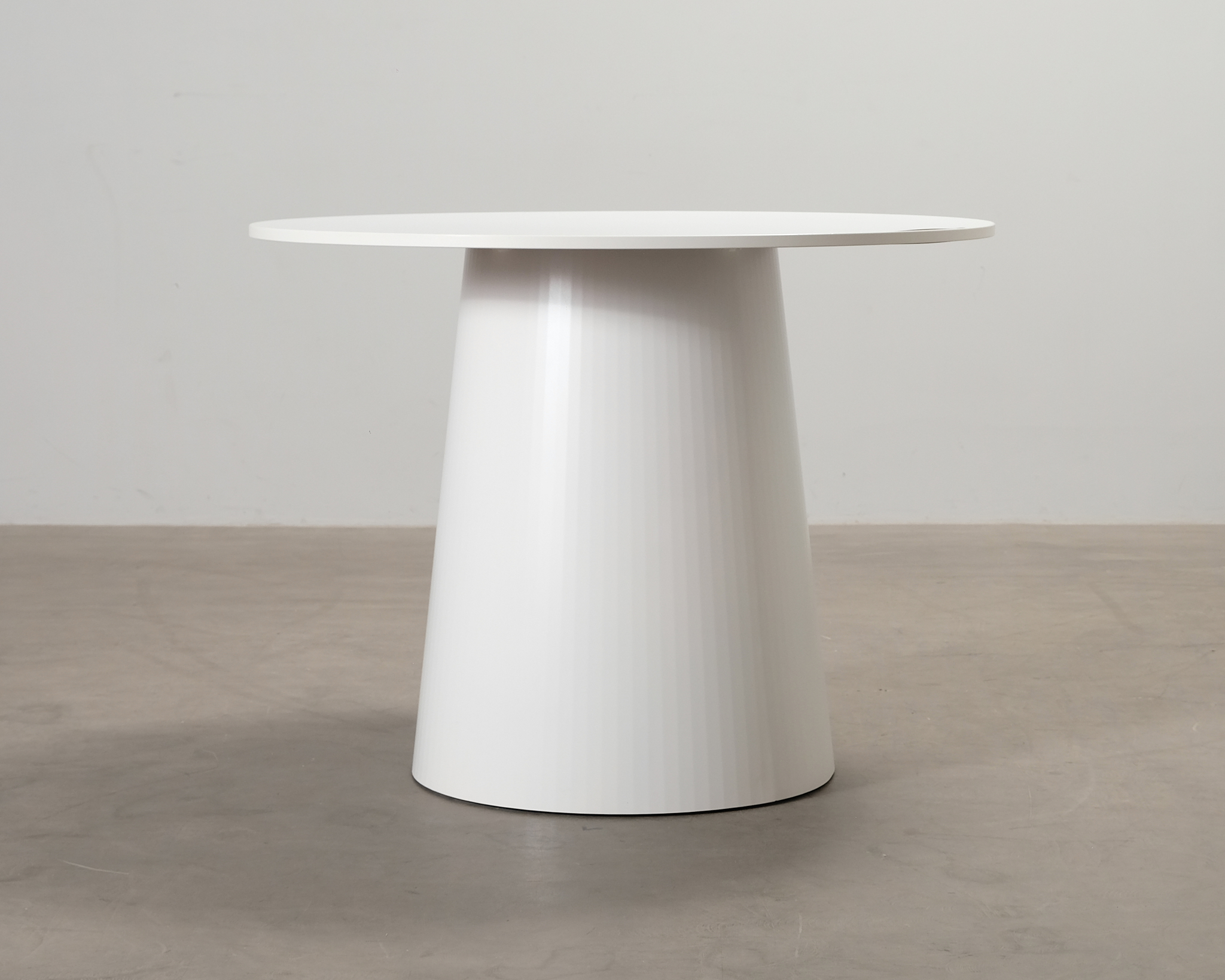 Runt bord 120 cm vitt