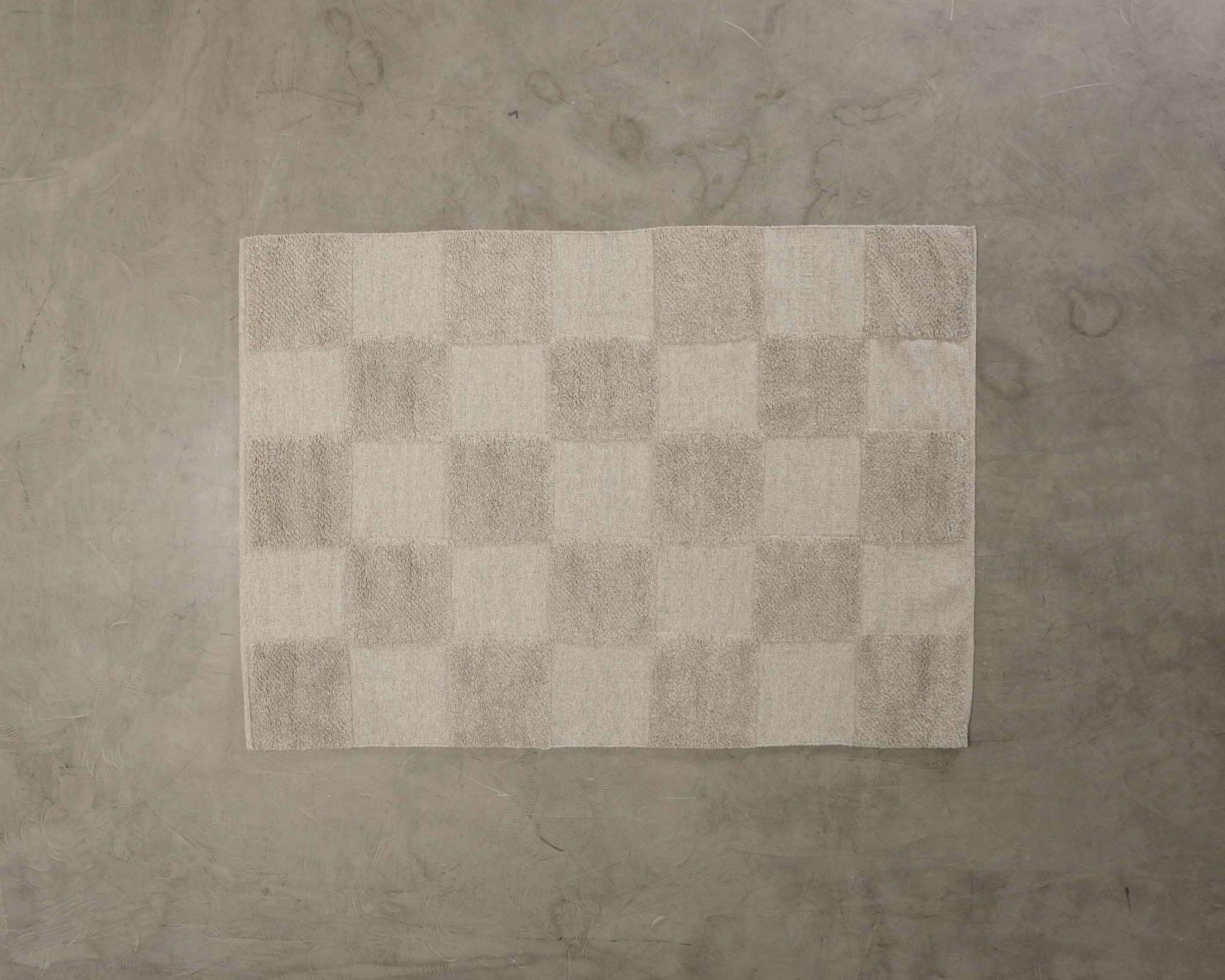 Rutig ullmatta 160 x 230 cm gråbeige