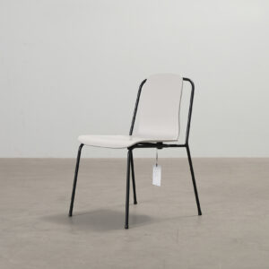 Normann Copenhagen Studio stol vit