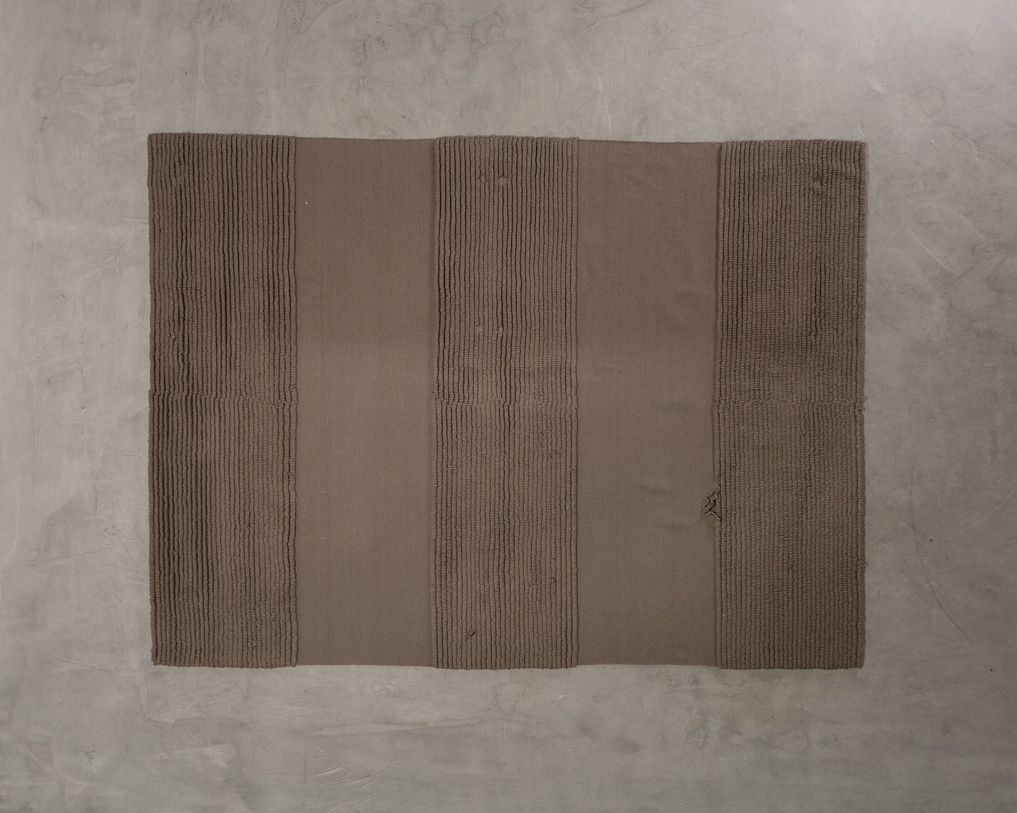 Lotta Agaton x Layered Wide Stripe ullmatta 260 x 350 cm
