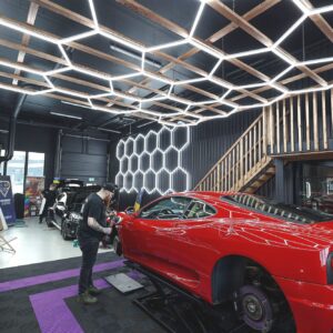 Hexagon-belysning Dr Dirt Garage Sky Gen2, 18 Grid System, 380 x 330 cm