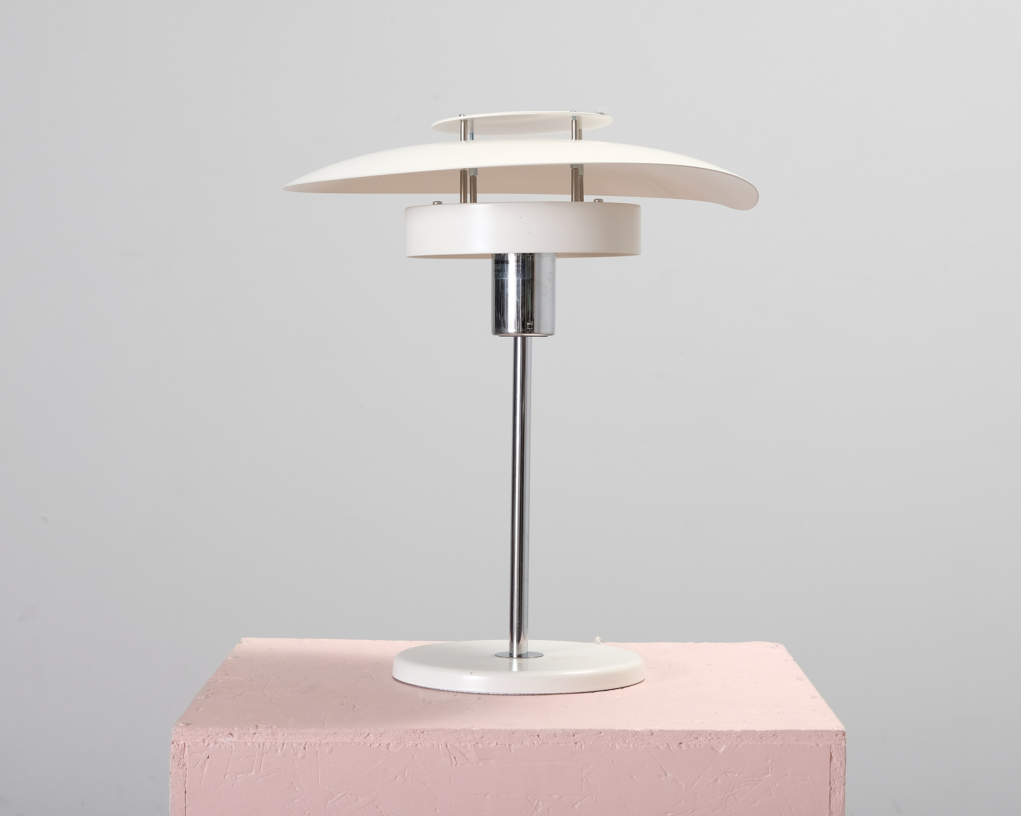 Borens Aurora bordslampa