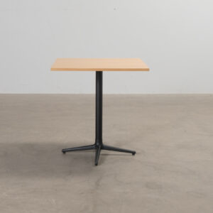 Normann Copenhagen Allez 4L bord naturfärg / svart