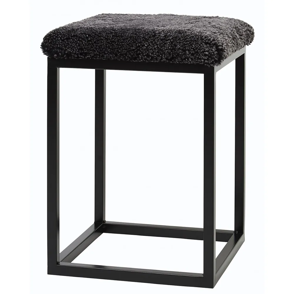 Skinnwille, Palle Pall med fårskinn Darkgrey/Black