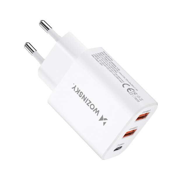 30W USB-C ja 2x USB-A verkkolaturi, valkoinen