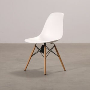 Vitra Eames DSW stol vit