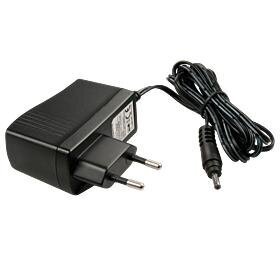 Lindy 70227 Virtalähdeadapteri Sisäkäyttöön, Musta, PC, 100-240V, 50/60Hz