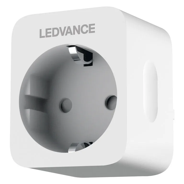 Ledvance SMART+ Plug -älypistorasia energianmittauksella, Wi-Fi, 10A, valkoinen