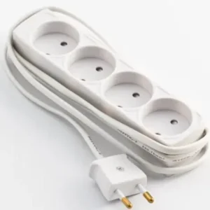 MicroConnect 4-osainen virtapistorasia ilman maadoitusta, 1,5m, valkoinen