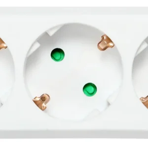 Deltaco pistorasia 4xCEE 7/3 1xCEE 7/7 jatkojohto 1,5m, valkoinen