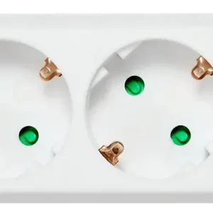 Deltaco pistorasia 6xCEE 7/3 1xCEE 7/7, jatkojohto kytkimellä 5m, valkoinen