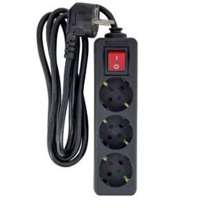 MicroConnect 3-osainen Schuko-virtapistorasia, on/off-kytkin, 5 m, musta