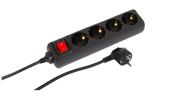 MicroConnect 4-osainen Schuko-pistorasia, on/off-kytkin, 1,5 m, musta