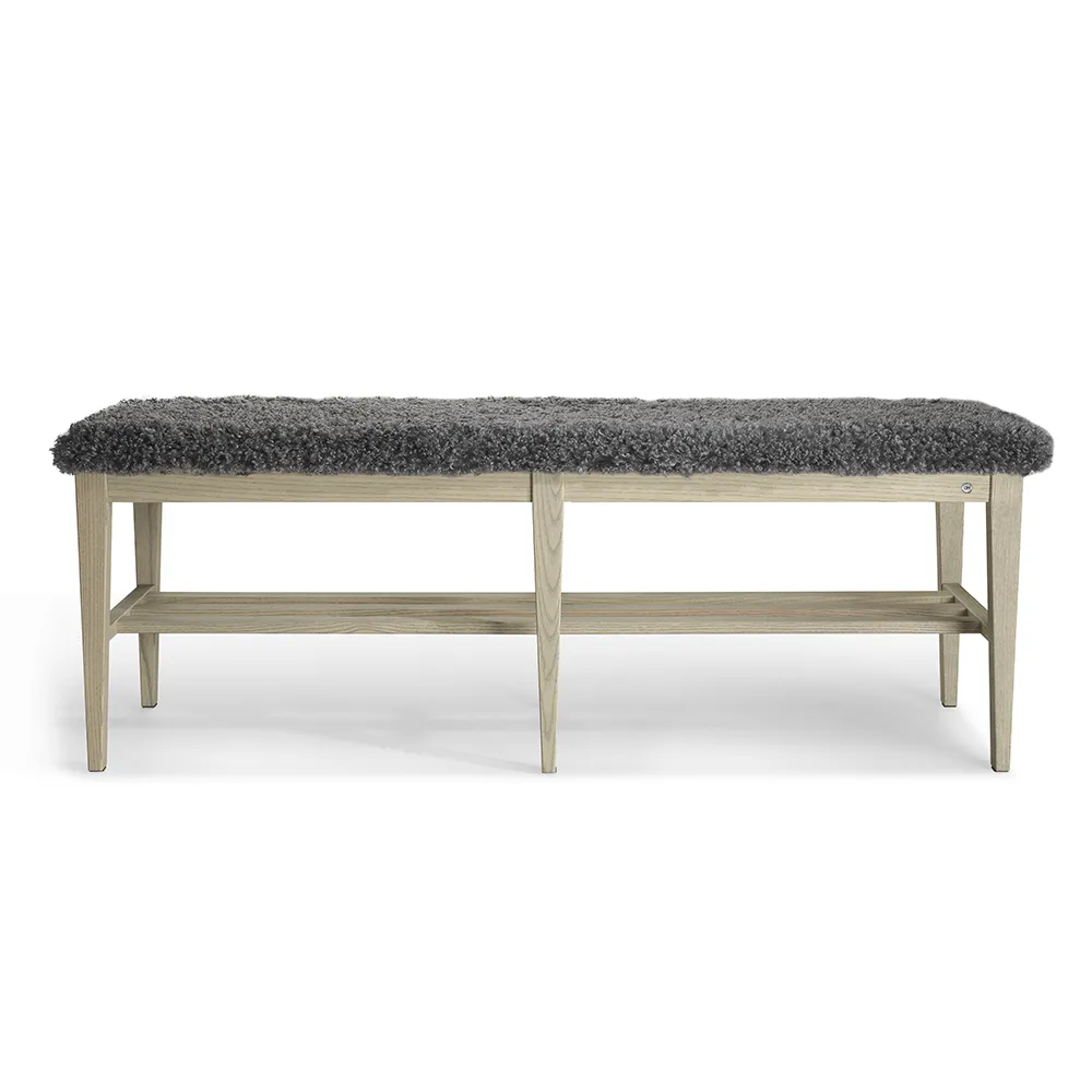 Oscarssons Möbel, Nadja Bänk 130 cm Gråoljad Ask/Fårskinnslook Grå