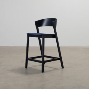 Muuto Cover Counter barstol svart