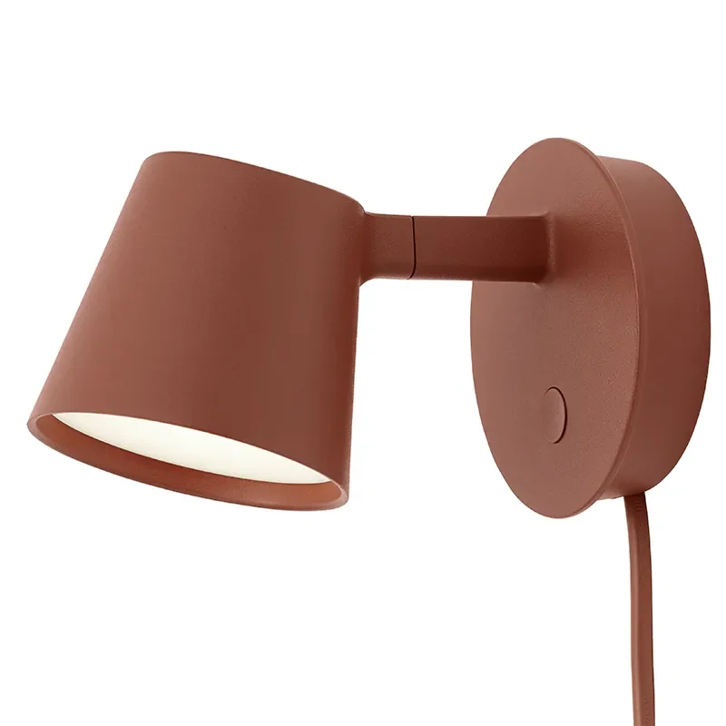 Muuto, Tip vägglampa - Copper Brown