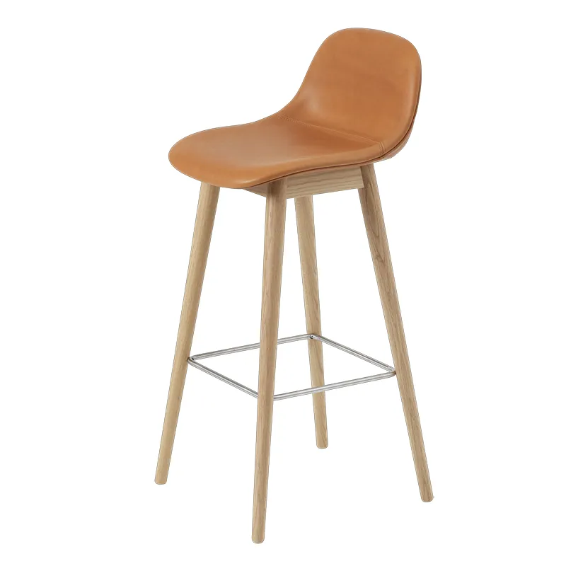 Muuto, Fiber barstol hög Wood Base - 75 cm - Refine Leather Cognac Oak