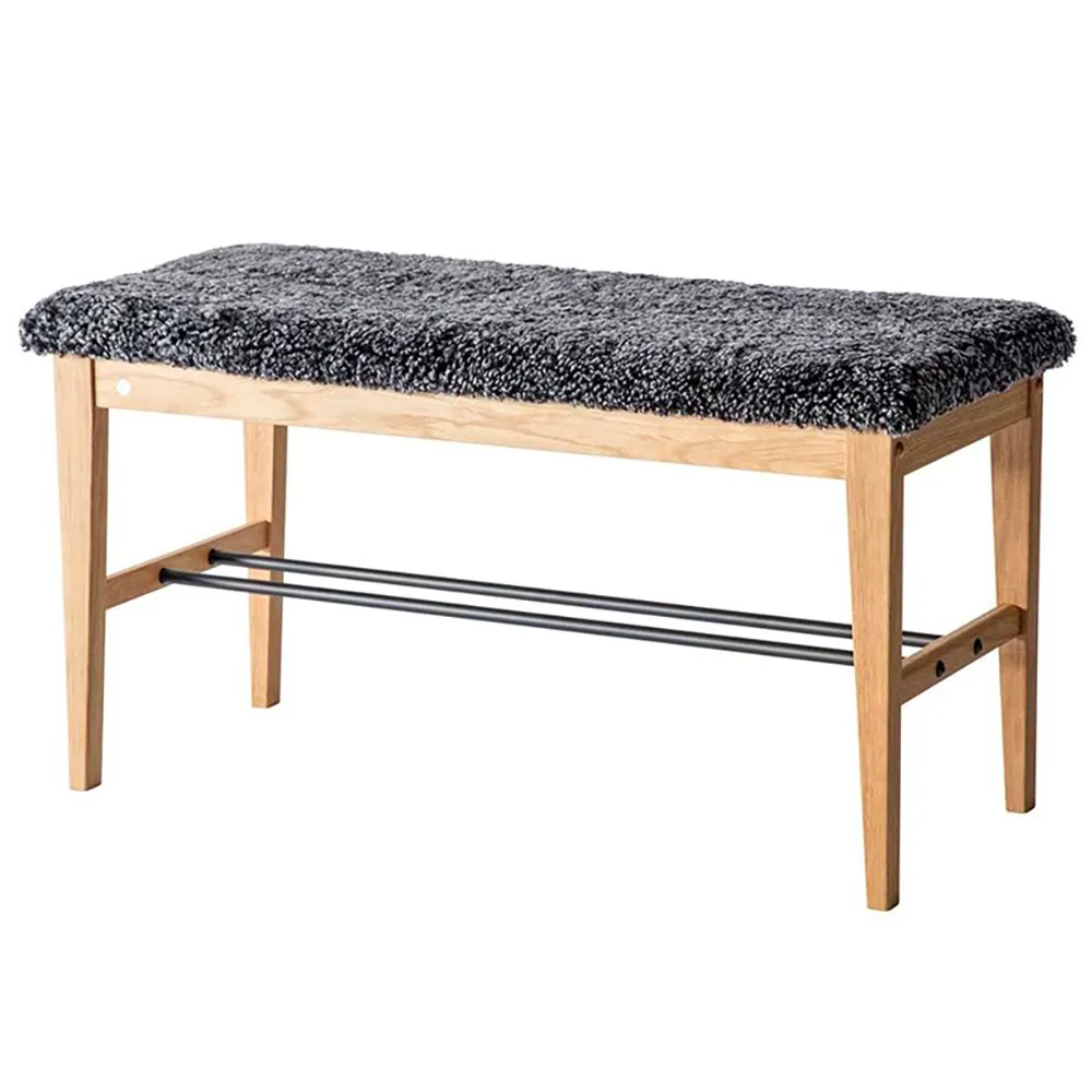 Oscarssons Möbel, Cora Bänk Oljad Ek/Fårskinn Mörkgrå
