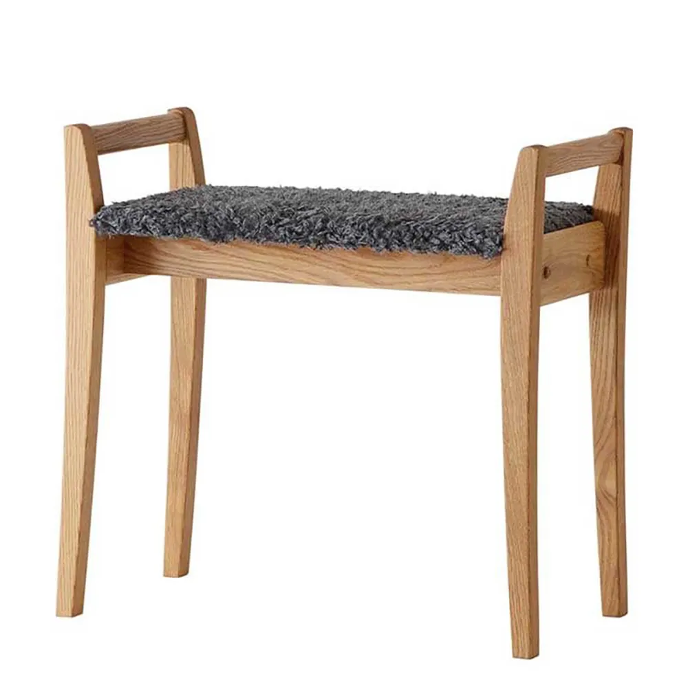 Oscarssons Möbel, Meja Pall Lackad Ek/Fårskinnslook Mörkgrå