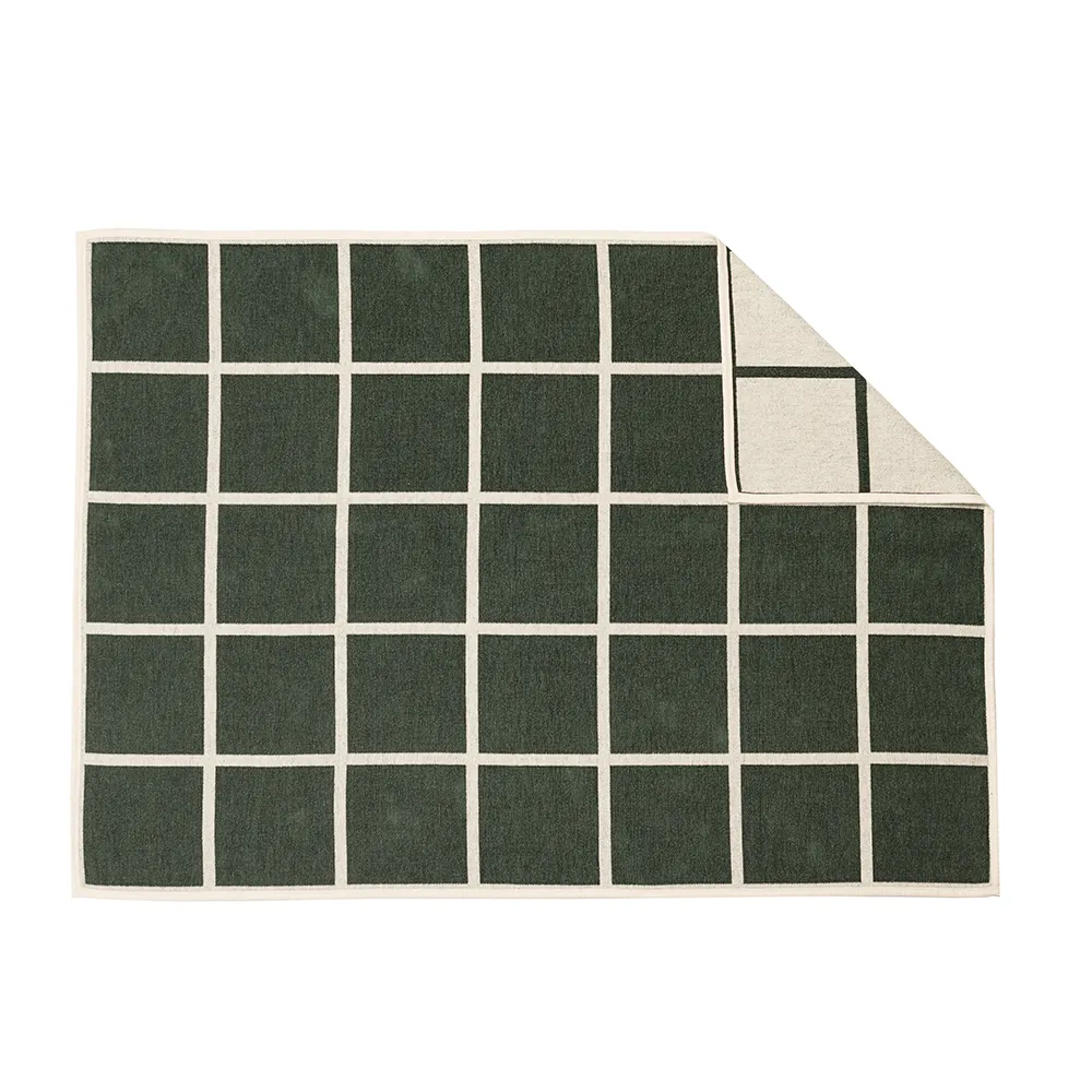 Pappelina, Vävd filt i lammull Criss Leaf