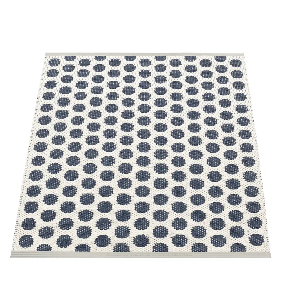 Pappelina, Noa matta 70x90 Dark Blue/Vanilla