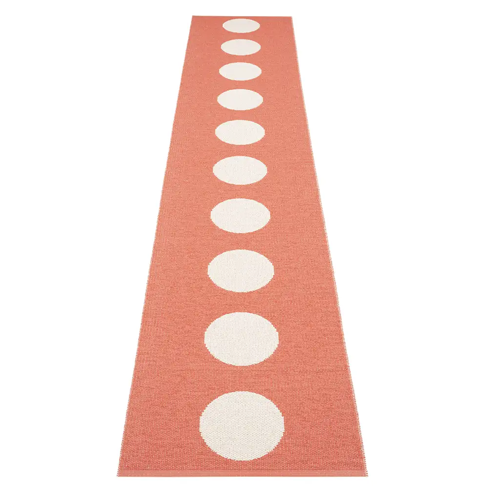 Pappelina, Vera matta 70x375 cm Flamingo