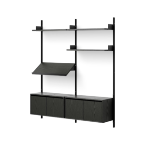 New Works Living vägghylla, två låga skåp med dörrar