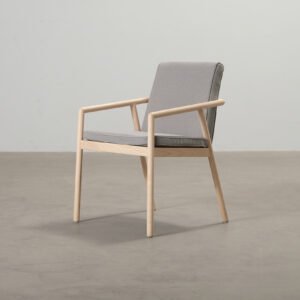 Lundbergs Möbler Leo karmstol