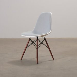 Vitra Eames DSW stol