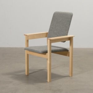 Yrjö Wiherheimo Saari stol grå