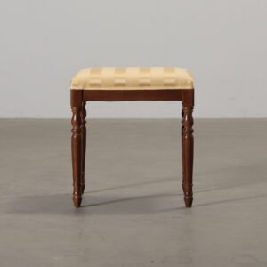 Fotpall i rokokostil