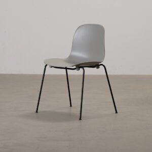 Normann Copenhagen Form stol grå