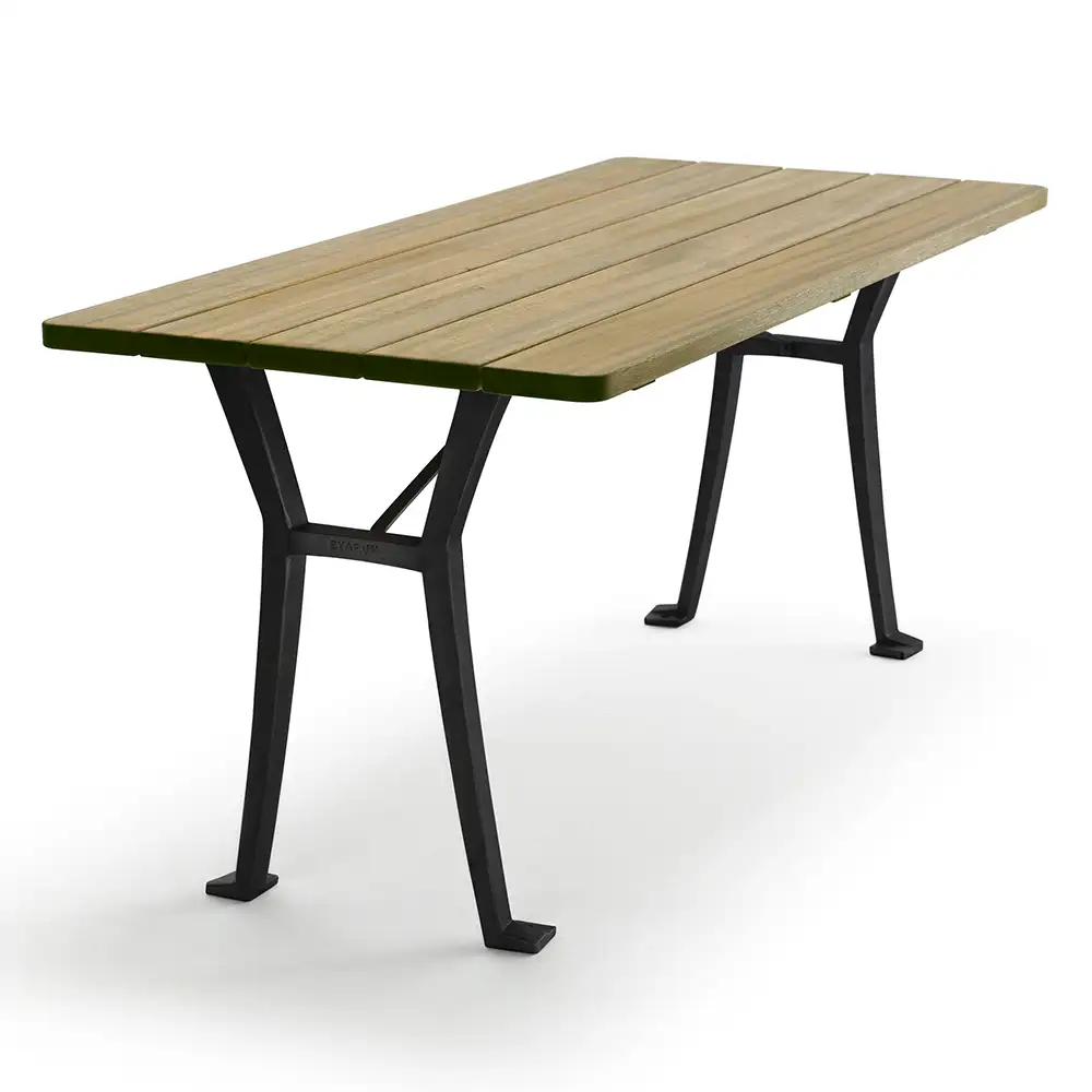 Byarums Bruk, Lessebo bord stativ: svart / bordsskiva: oljad ek