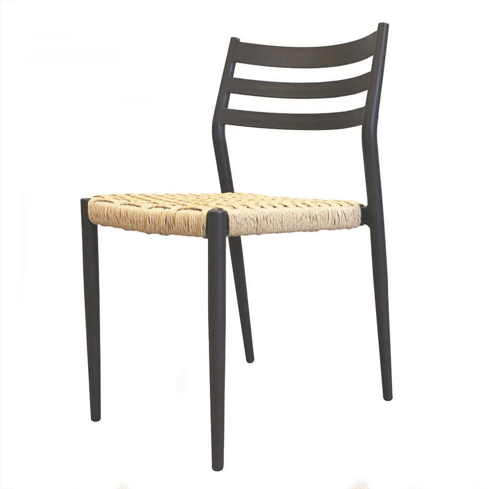 Libo, Dalby matstol Black