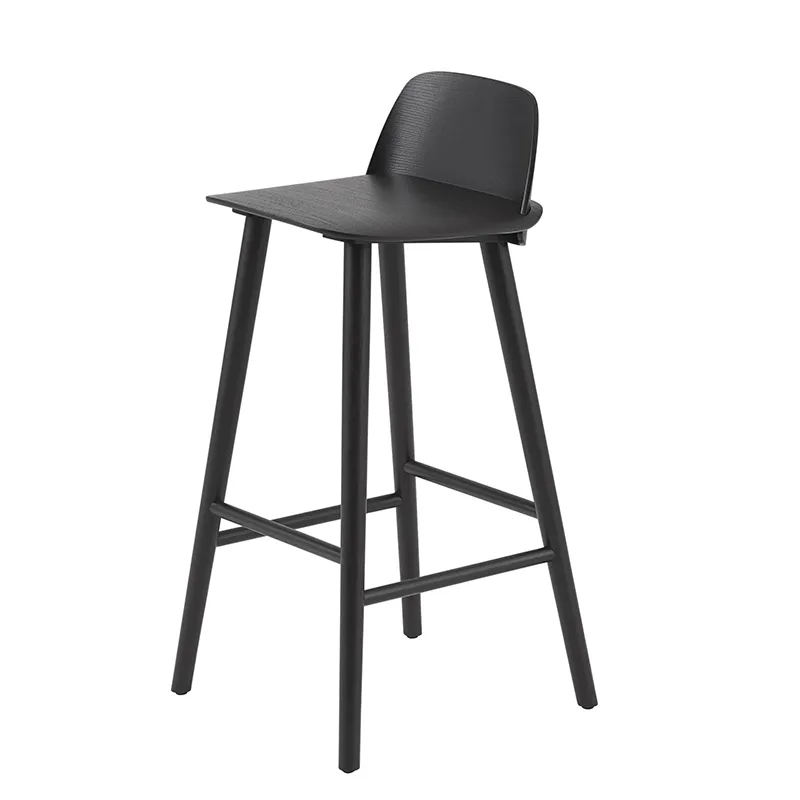 Muuto, Nerd barstol 75 cm - med fotstöd i metall - Black