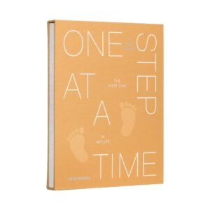 Printworks, One Step at a Time - En bok om första tiden i livet