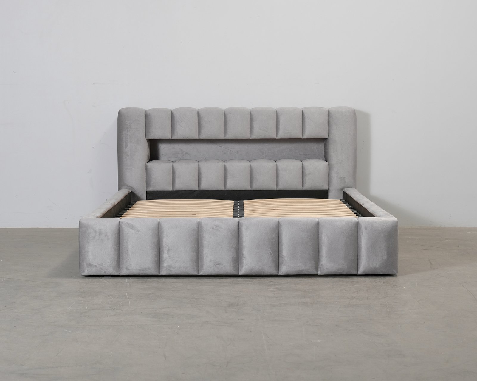 Lamica sängram 180 x 200 cm ljusgrå